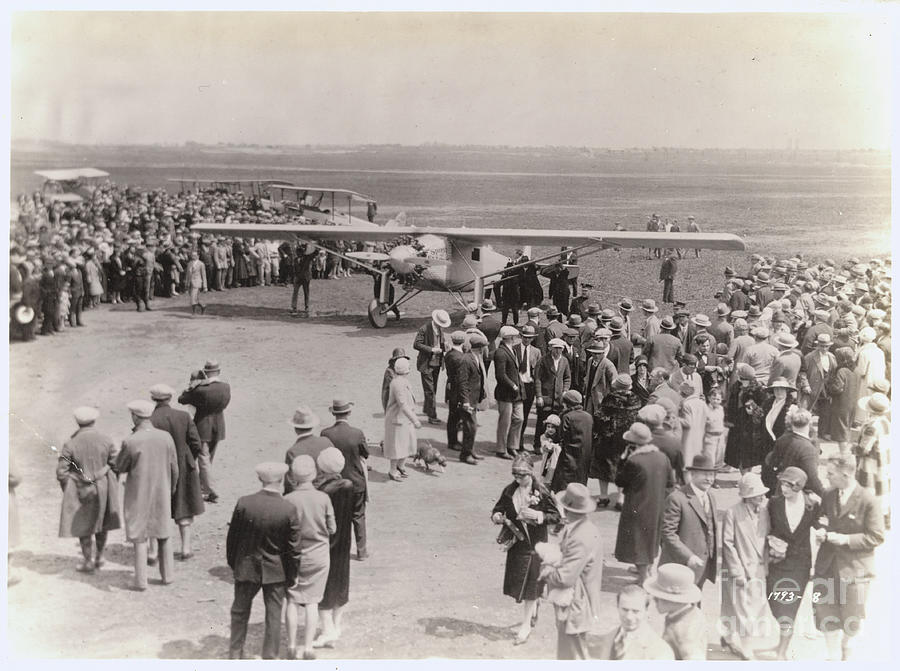 Crowd Around Lindberghs Plane Photograph by Bettmann