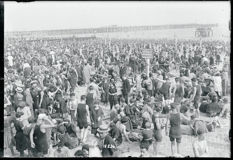 Crowd At Coney Island Photograph by Bettmann