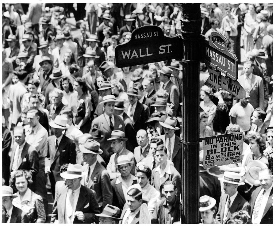 Crowd At Wall Street And Nassau Street Photograph by Lawrence Thornton