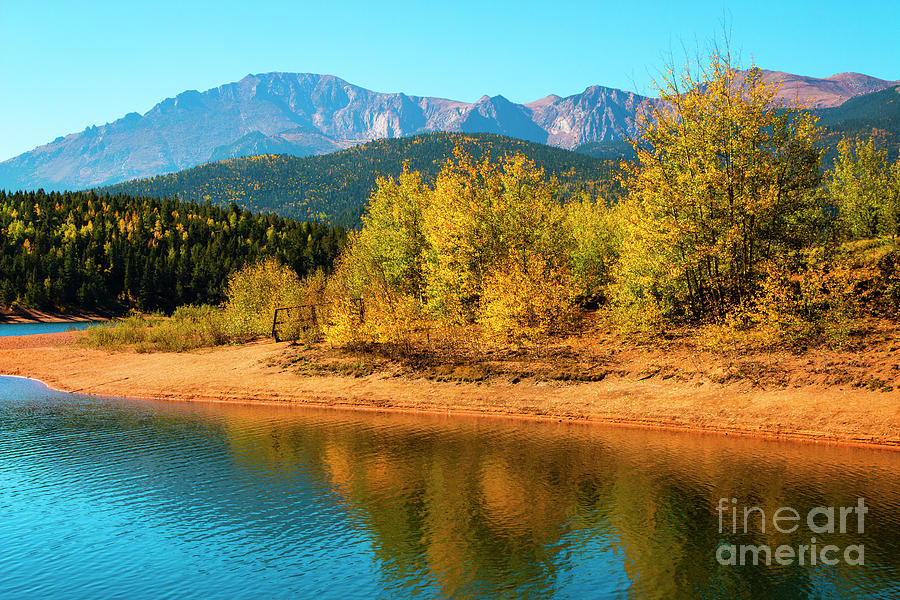 Crystal Reservoir and Pikes Peak in Autumn Photograph by Steven Krull