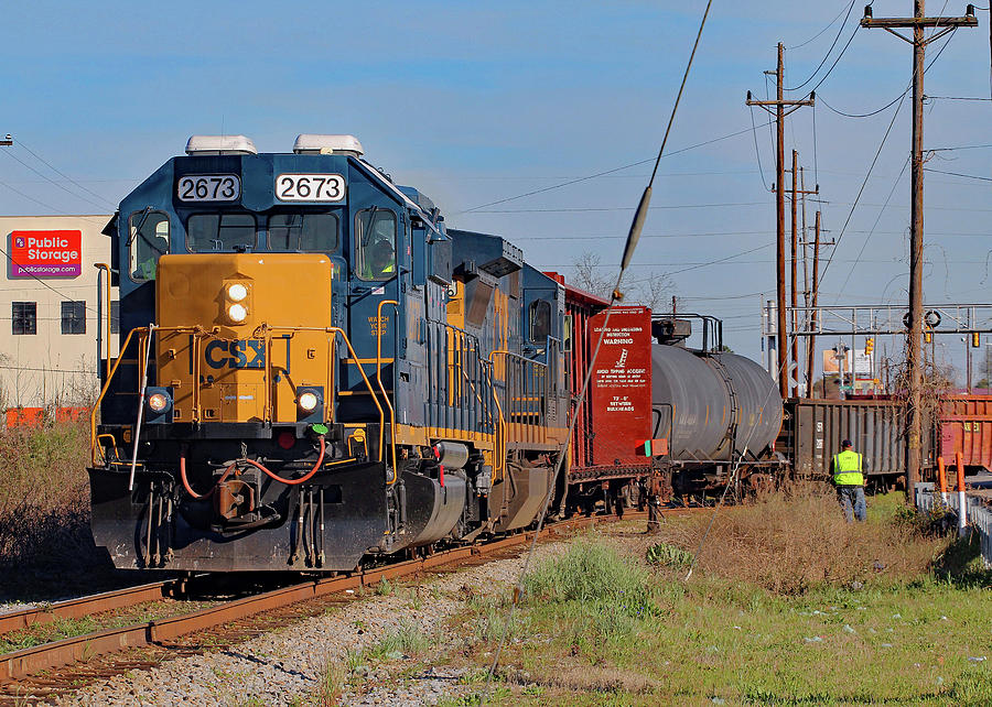 CSX GP38-2 2673 Color Photograph by Joseph C Hinson - Fine Art America