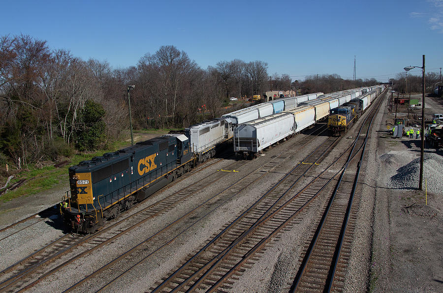 CSX Train Meet At Monroe Photograph By Joseph C Hinson - Fine Art America