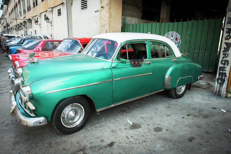 Cuban Parking Photograph by Laura Hedien