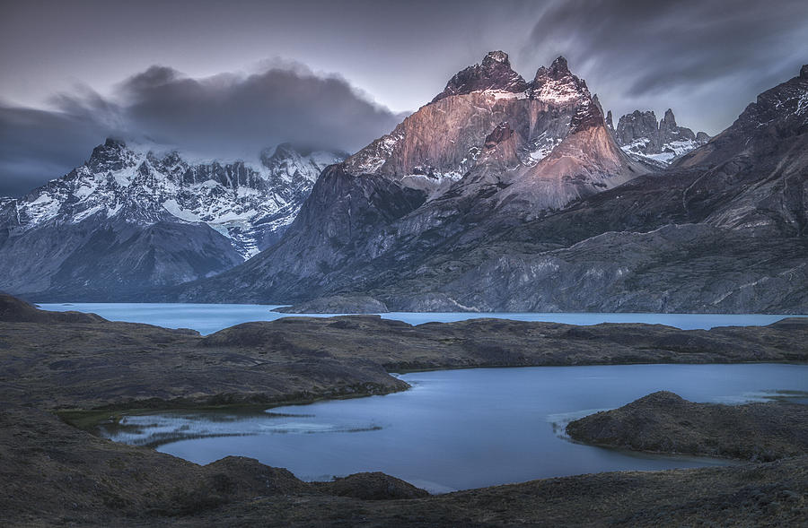 Cuernos Towers At Dawn Photograph by Peter Svoboda Mqep