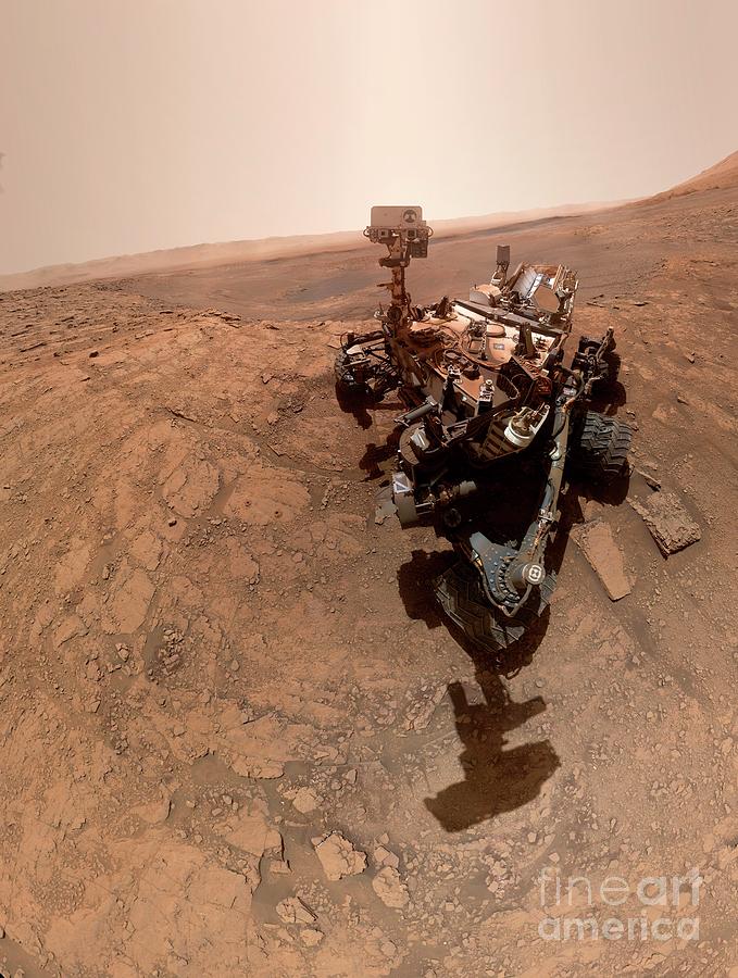 Curiosity Rover At Glen Etive Photograph by Nasa/jpl-caltech/msss/science Photo Library