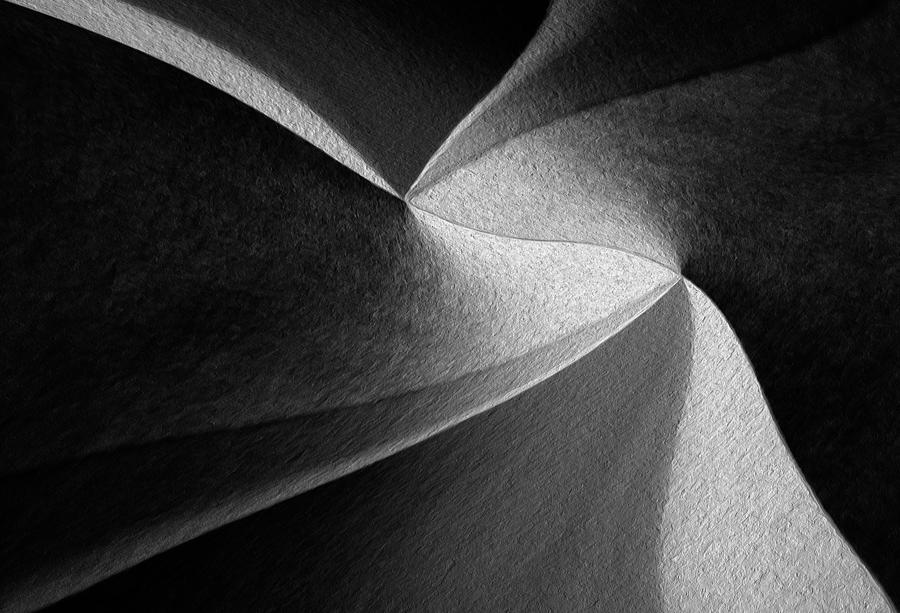 Paper Photograph - Curves by Jutta Kerber