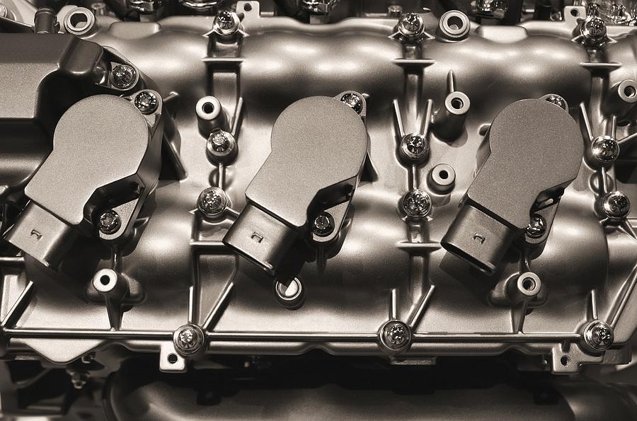 Cylinder Head Photograph by Corfoto