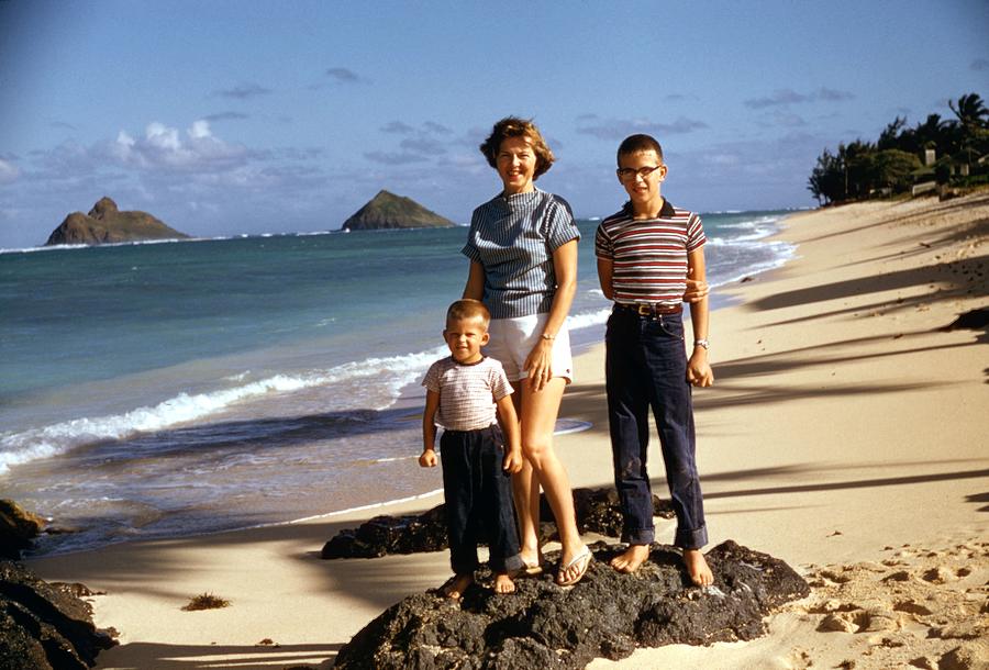 Dad and kids  kaul beach Red Kodachrome slides from the 1950 2 Painting by Celestial Images