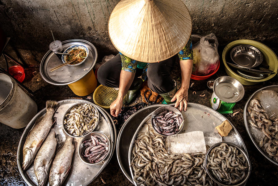 Fish Photograph - Daily Life At The Market by Juan Carlos Duran Solorzano