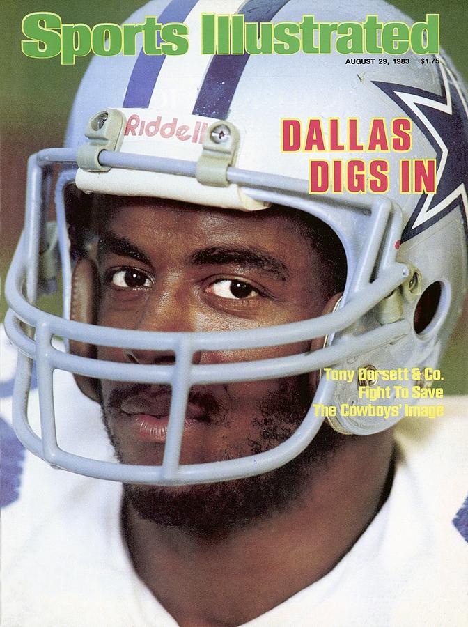 Dallas Cowboys Tony Dorsett Sports Illustrated Cover Photograph by Sports Illustrated