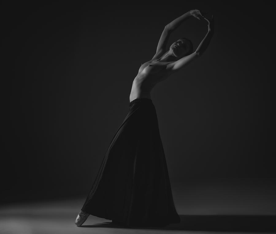 Dancing Queen Photograph by Roberto Bressan