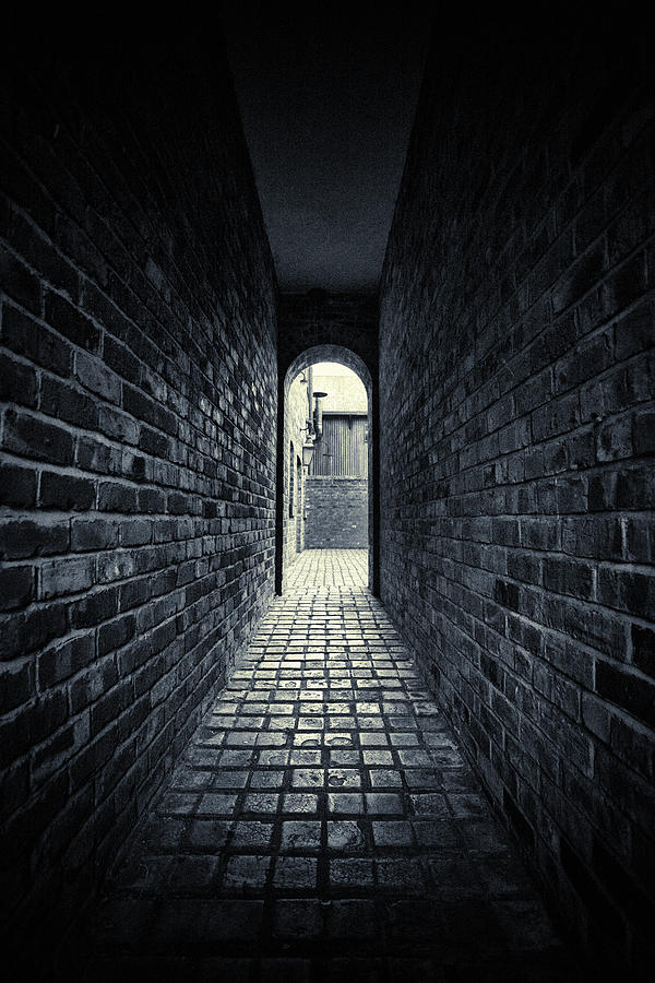Dark Alley Photograph by Duncan1890