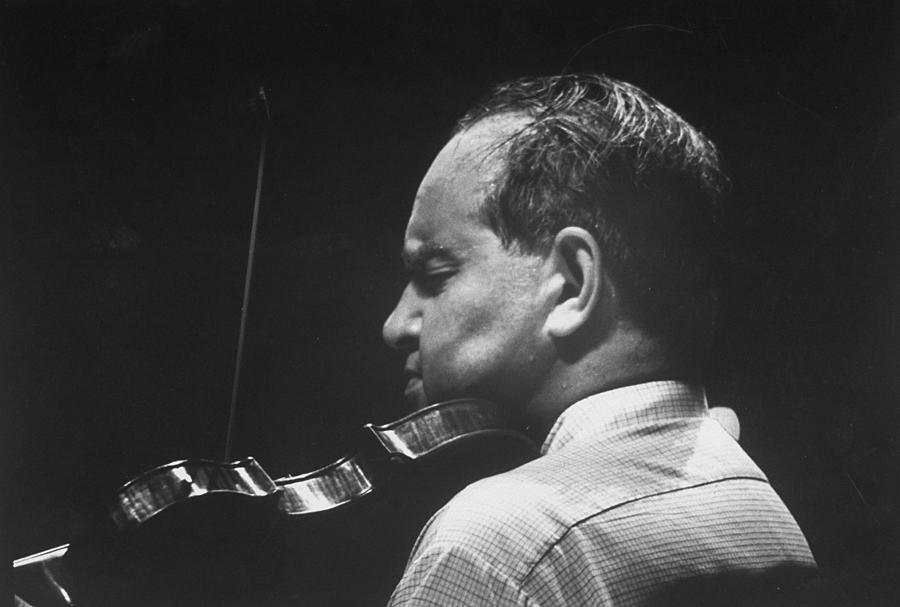David Oistrakh Photograph by Gjon Mili David Oistrakh Photograph by Gjon Mili