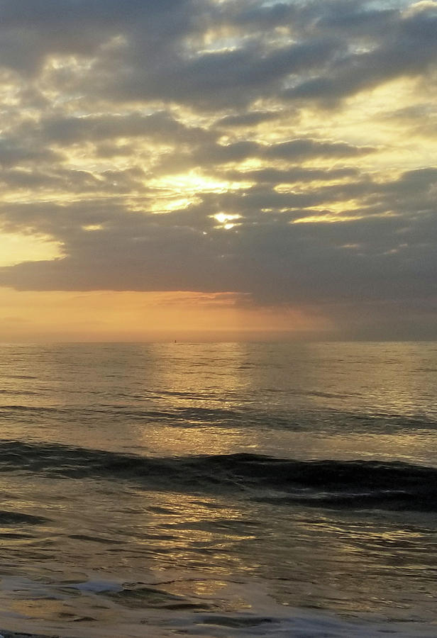 Daybreak Over The Ocean 3 Photograph by Robert Banach