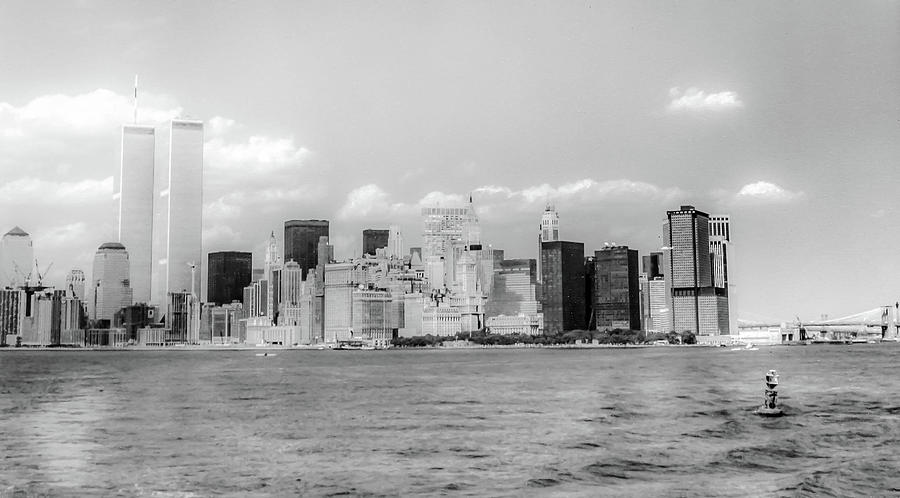 Daylight Skyline NY 1995 Photograph by William Kimble