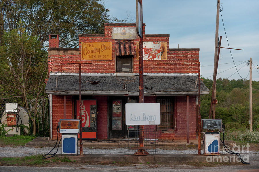 Days Of Old - Country Store In Inman South Carolina Photograph