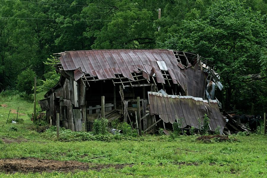 Aravalis' slow death: Hillock flattened, farmhouse comes up