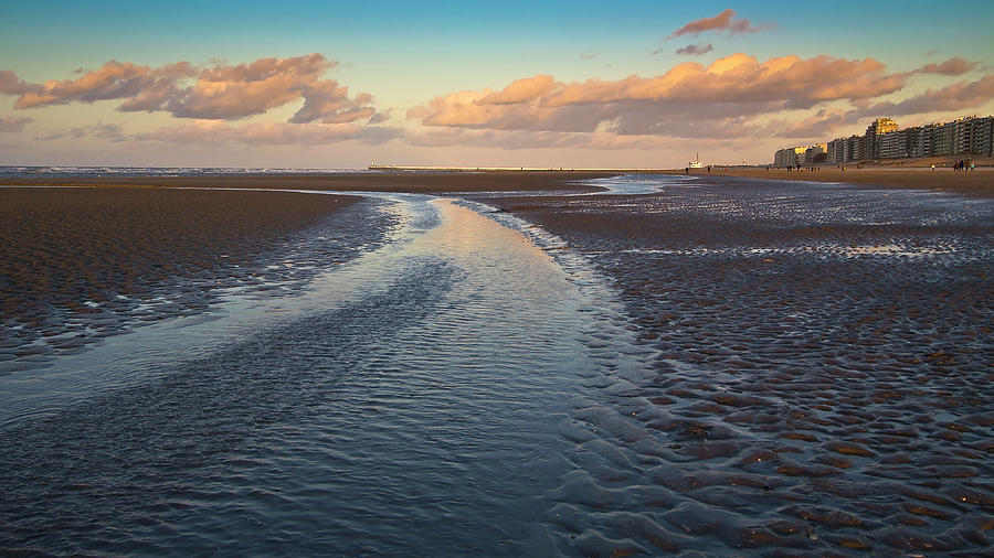 De Kust - The Belgian Coast - Nieuwpoort Photograph by Copyright Frank Smout Images