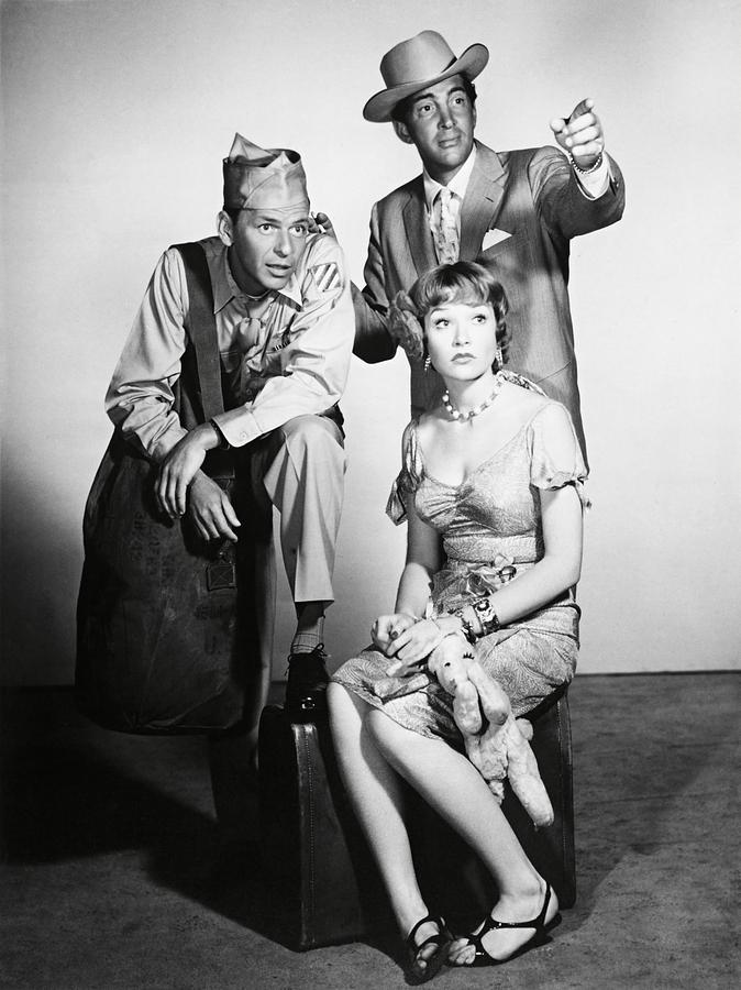 DEAN MARTIN , FRANK SINATRA and SHIRLEY MACLAINE in SOME CAME RUNNING -1958-. Photograph by Album