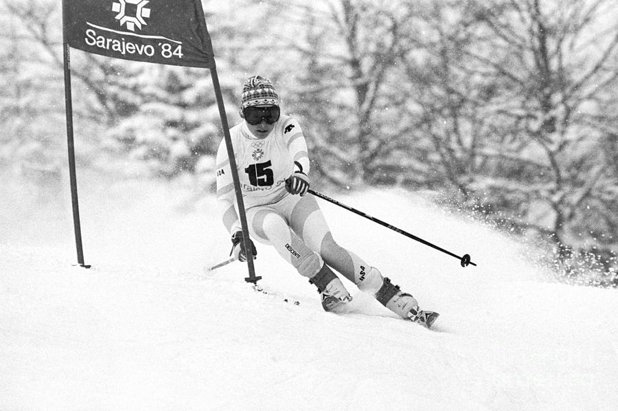 Debbie Armstrong Skiing Giant Slalom Photograph by Bettmann