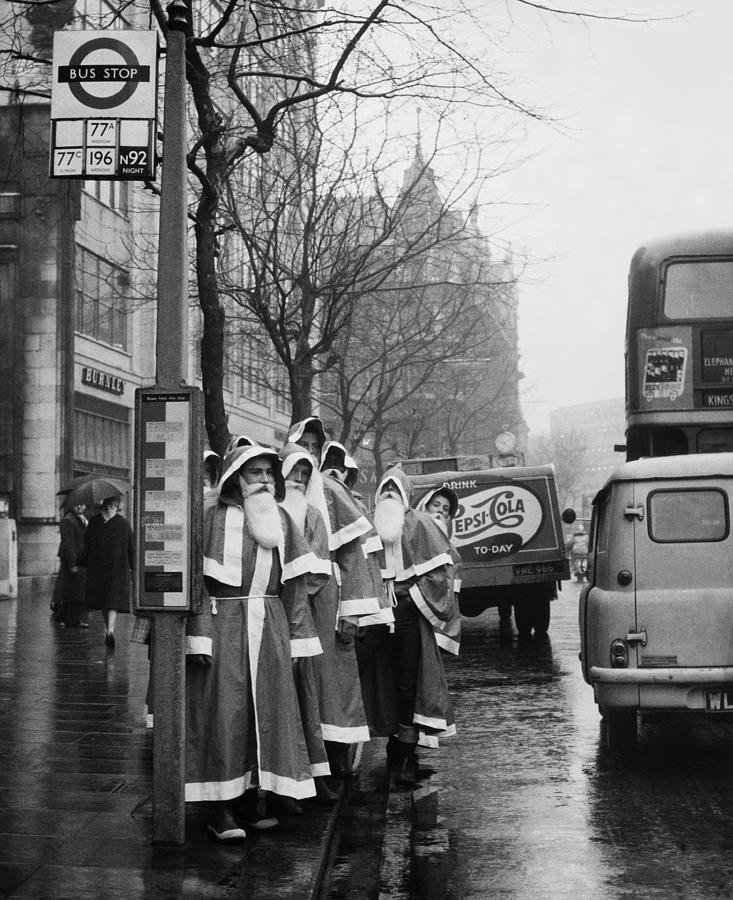 December 1960, London, Santa Claus Photograph by Keystone-france December 1960, London, Santa Claus Photograph by Keystone-france