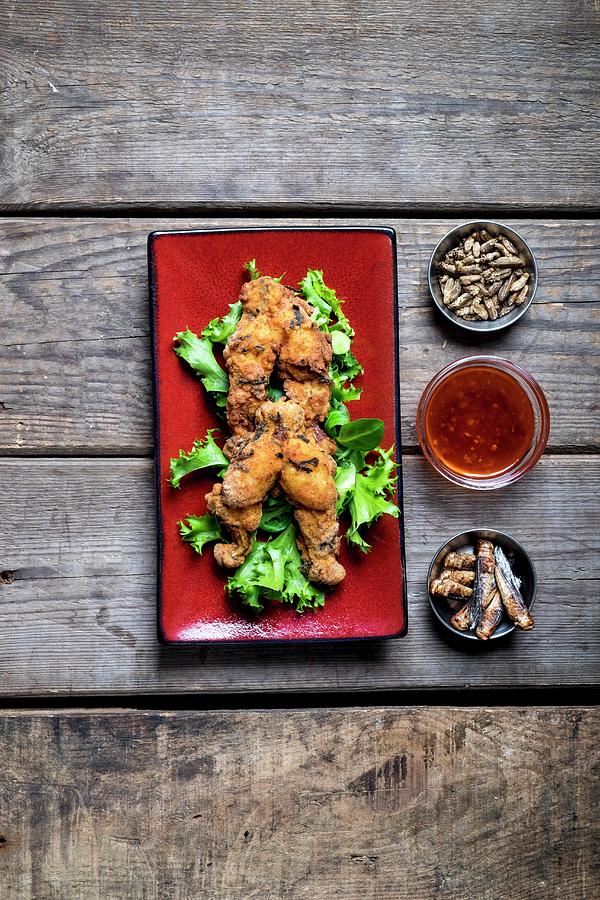 Deep Fried Frog Legs With Dried Crickets And Locusts Sweet And Sour Dip ...