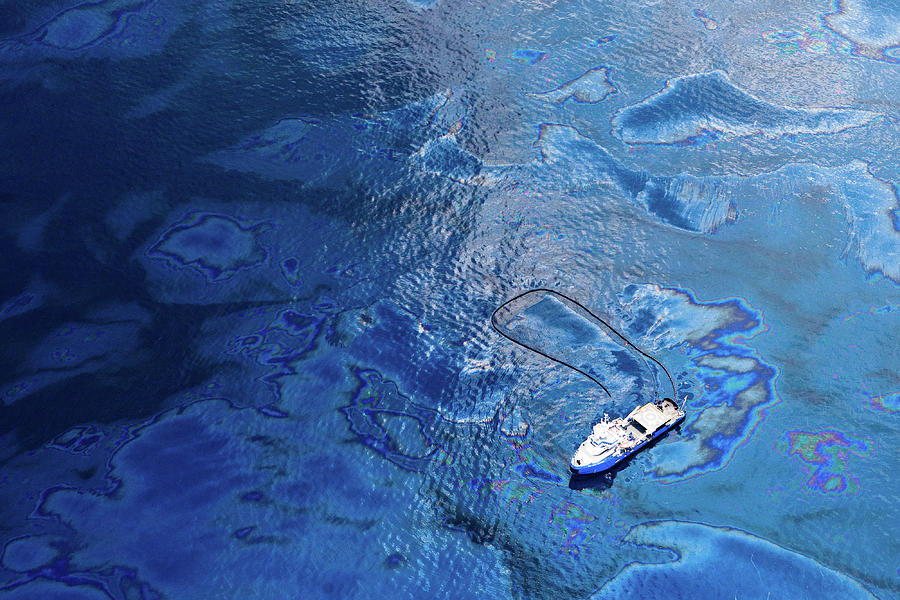 Deepwater Horizon Oilspill Gulf Of Photograph by Photographer Kris Krüg