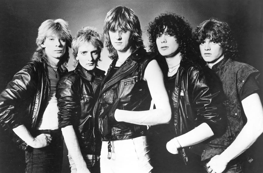 Def Leppard Photograph by Hulton Archive