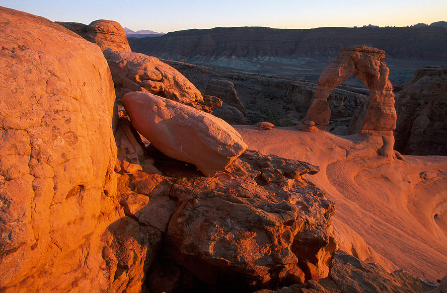 Delicate Arch In Arches Np Photograph by Heeb Photos - Fine Art America