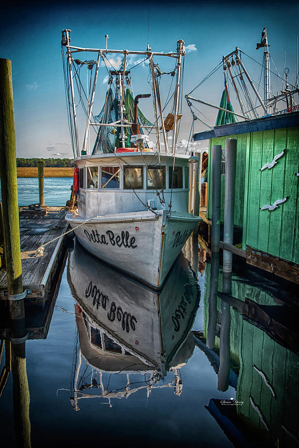 Delta Belle Shrimp Boat #00001c Photograph by Susan Yerry