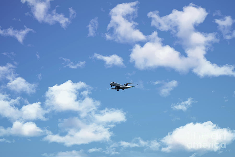 Delta Jet Heading To Charleston International Airport Photograph