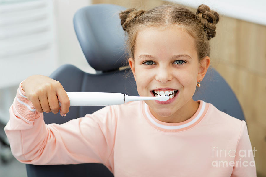 Dental Hygiene Photograph by Science Photo Library Dental Hygiene Photograph by Science Photo Library