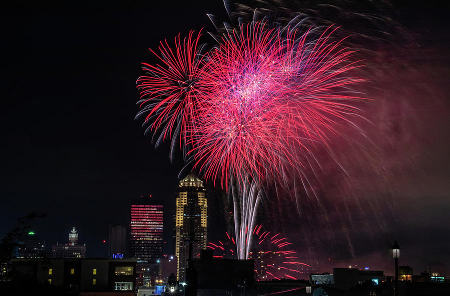 Des Moines Fireworks Photograph by Mark DeBruin Fine Art America