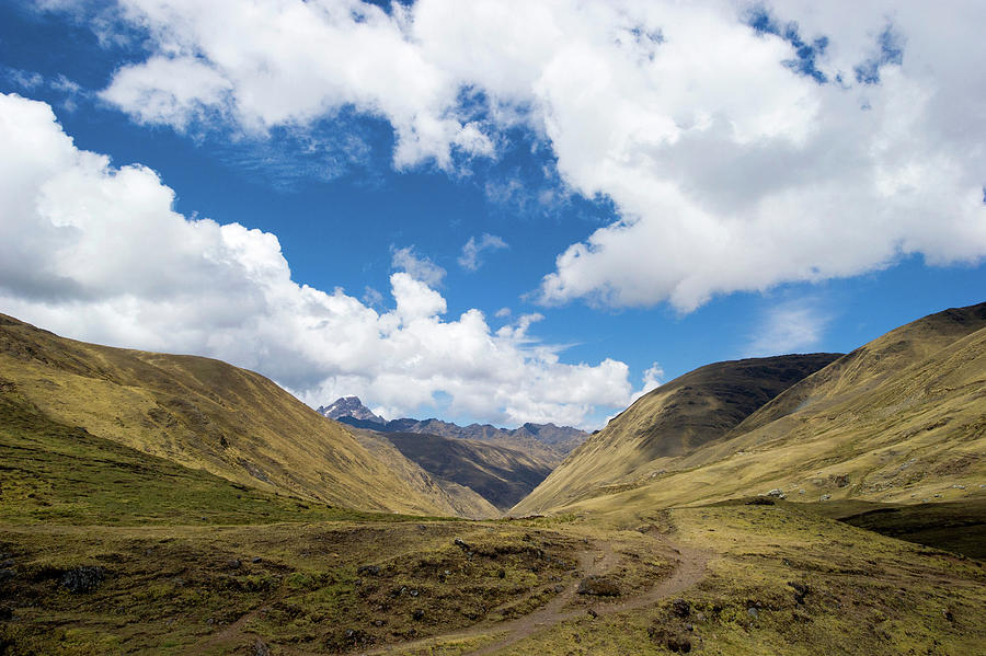 Descent Through The Pampas To Punta Carretera In The Urubamba Mountain ...