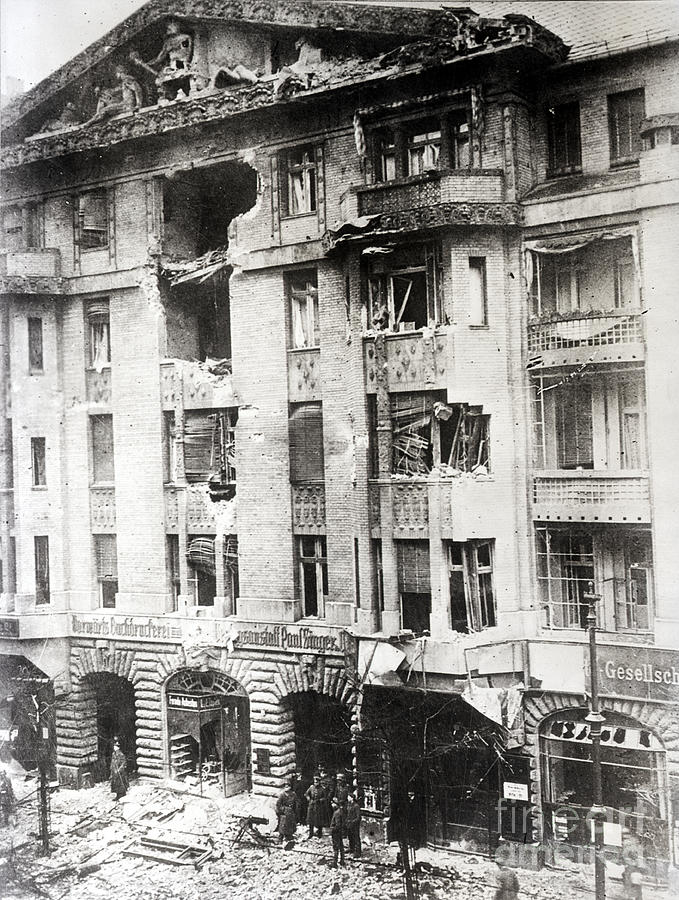 Destruction Of The German Paper Vonvaert Photograph by Bettmann