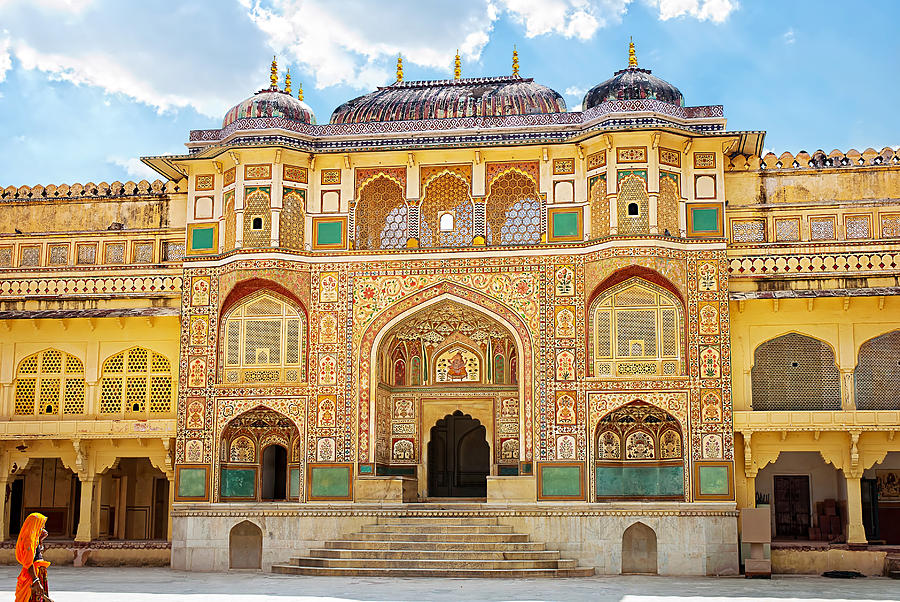 Detail of decorated gateway. Amber fort. Jaipur, India Tapestry ...