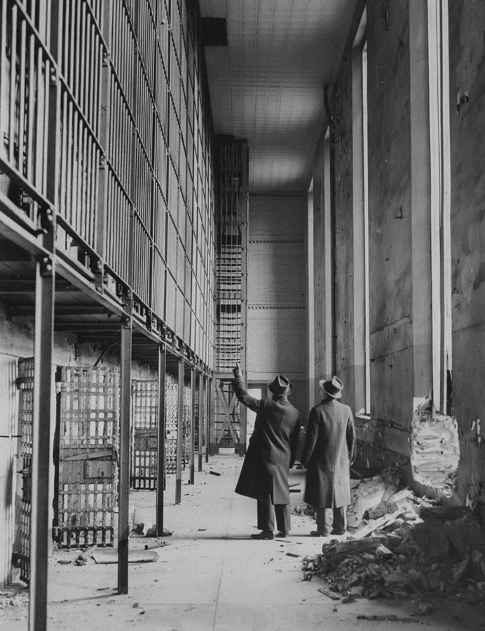 Detectives Walk Through Welfare Island Photograph by New York Daily News Archive