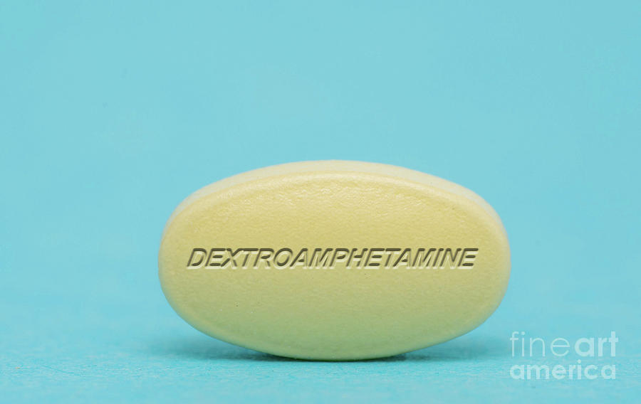 Dextroamphetamine Photograph - Dextroamphetamine Pill by Wladimir Bulgar/science Photo Library