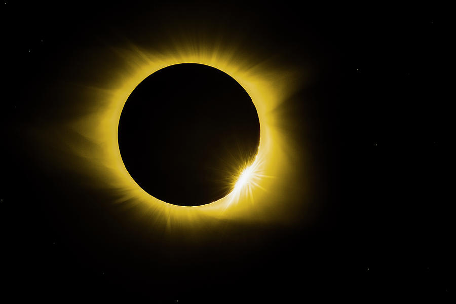Nature Photograph - Diamond Ring Eclipse by Jonathan Ross