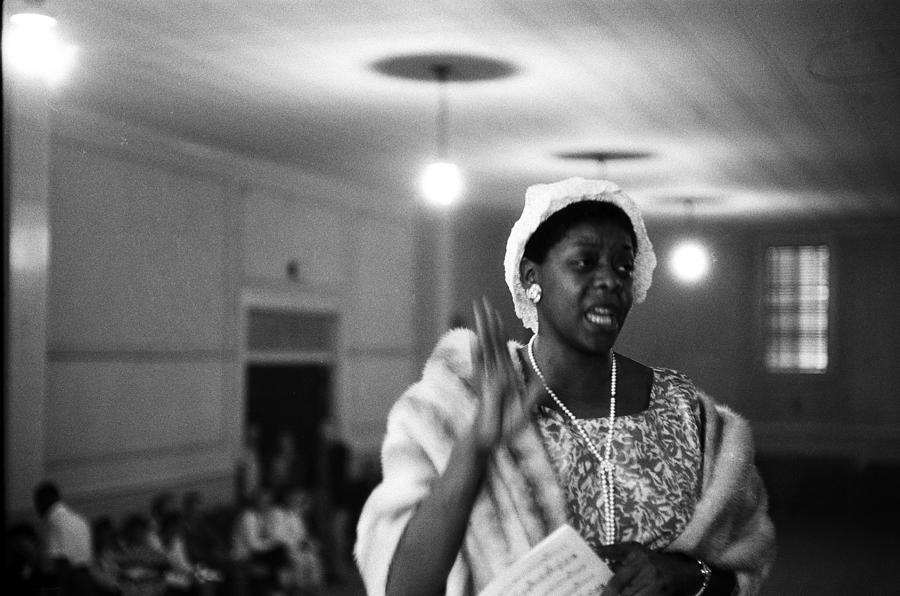 Dinah Washington Sings At A Church Photograph by Michael Ochs Archives