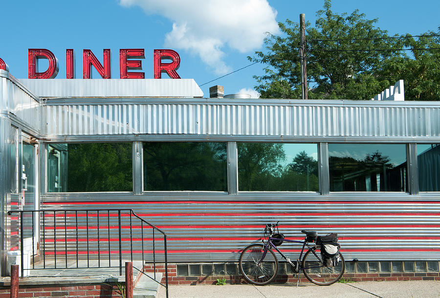 Diner With Bicycle Photograph by Kenwiedemann