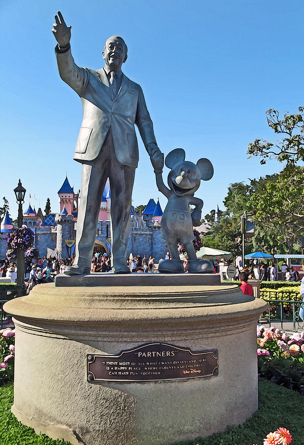 Disneyland Partners Statue by Anthony Jones Disneyland Partners Statue by Anthony Jones