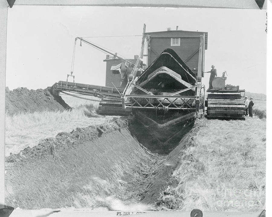 Ditch Digging Machine Photograph by Bettmann