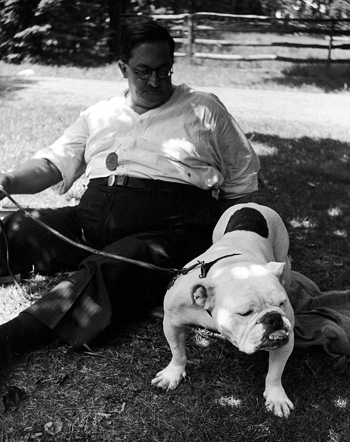Black And White Photograph - Dog by Alfred Eisenstaedt