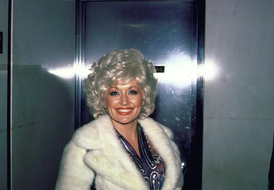 Dolly Parton Photograph - Dolly Parton #5 by Dmi