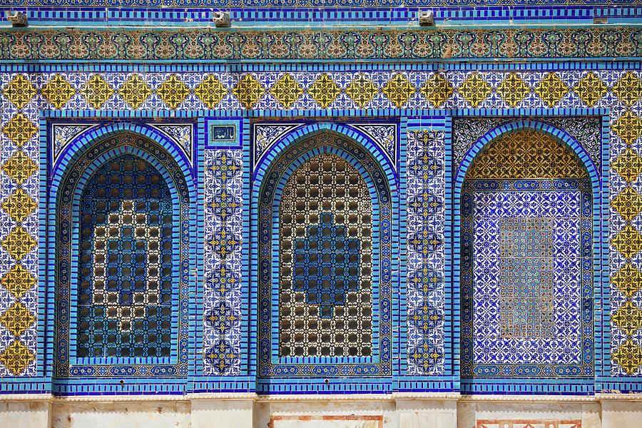 Dome Of The Rock Facade Detail Photograph by Miljko