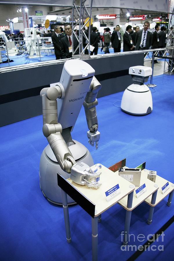 Domestic Service Robots Photograph by Andy Crump/science Photo Library