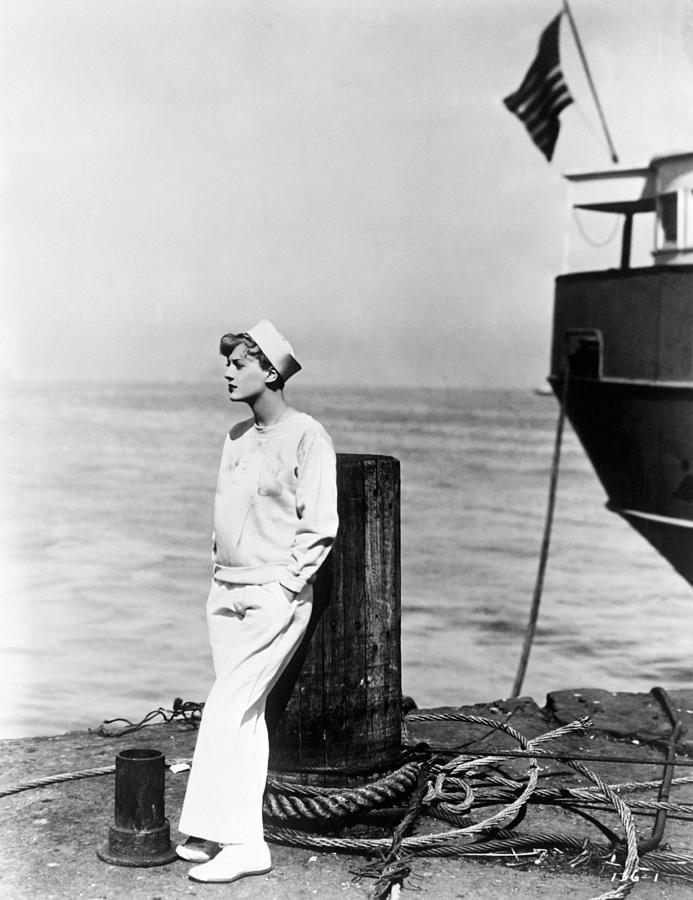 Dorothy Mackail Photograph by Keystone-france
