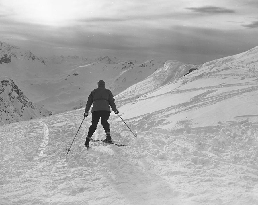Downhill Skier Photograph by William Vanderson