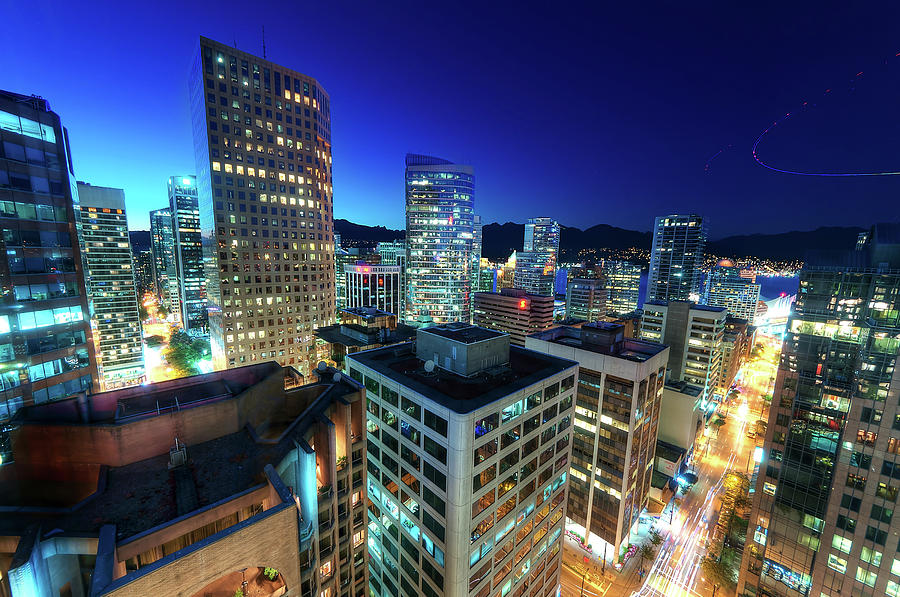 Downtown Vancouver Photograph by Magnus Larsson